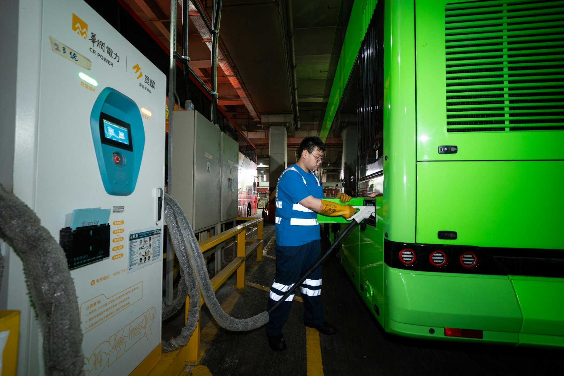 九巴車廠開放充電 2026：位置、收費及使用方法完全攻略